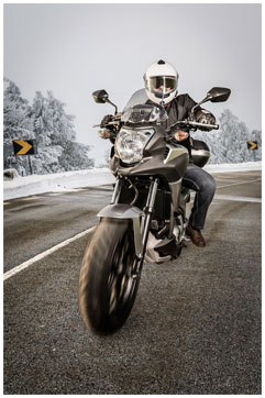 Motorcycle_Winter